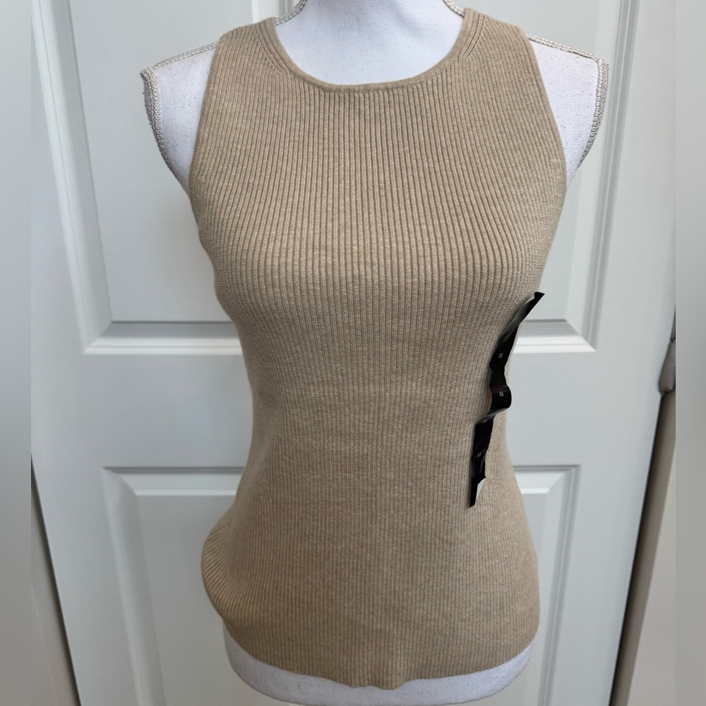 NWT Banana Republic Fact - Beige Ribbed Tank Top With Back Cutout (medium)